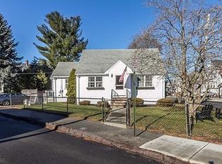 112 Lynde St, Melrose, MA 02176