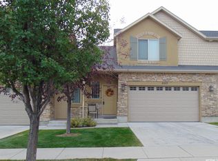 2587 W Alice Springs Rd, Riverton, UT 84065