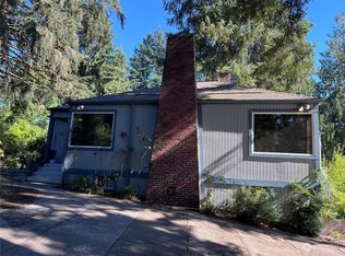 1916 Marine Dr, Bremerton, WA 98312