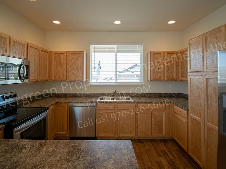 6432 San Isabel Ave — Photo 9