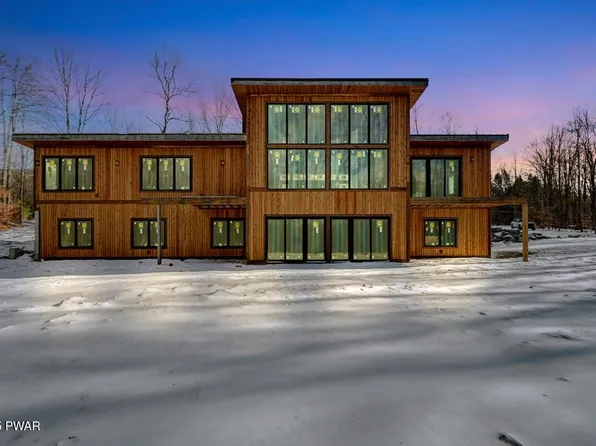 2139 Svecz Rd, Union Dale, PA 18470