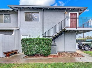 110 Del Rio Ct APT 4, Vacaville, CA 95687