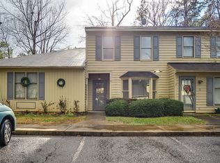 8 Stone Village Ct, Durham, NC 27704