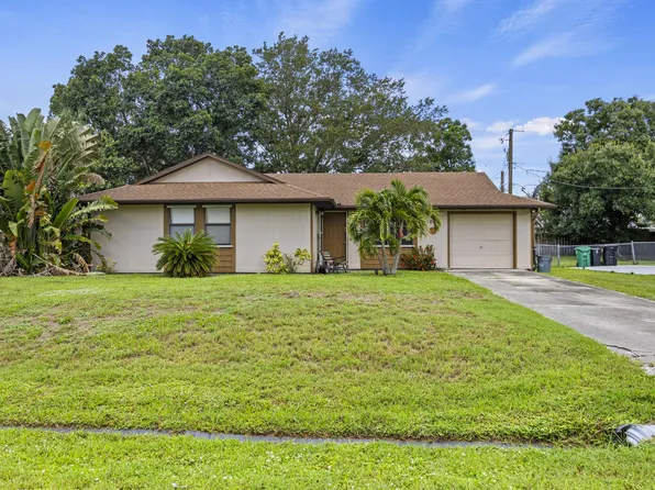 1882 SW Agnes Street, Port St Lucie, FL 34953