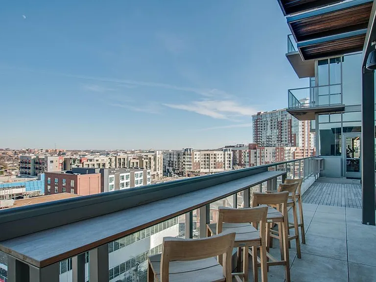 1212 Laurel St #1710 — Photo 25