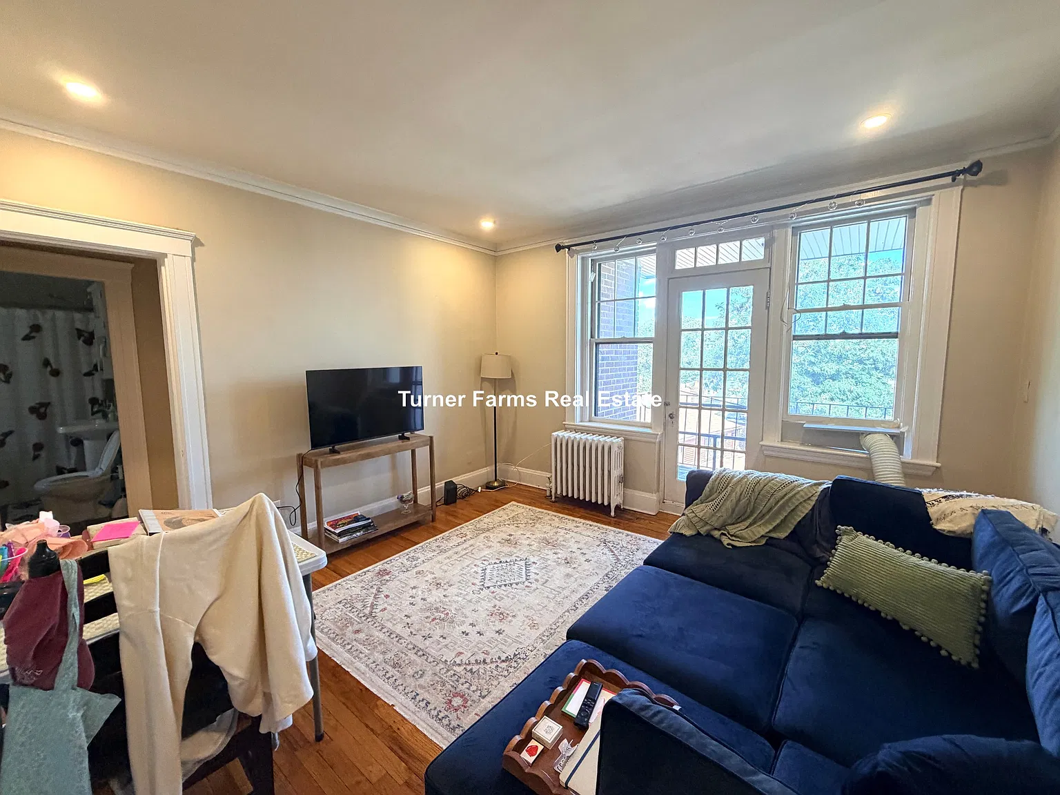 2035 Commonwealth Ave — Photo 2