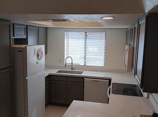 818 S Westwood APT 104, Mesa, AZ 85210