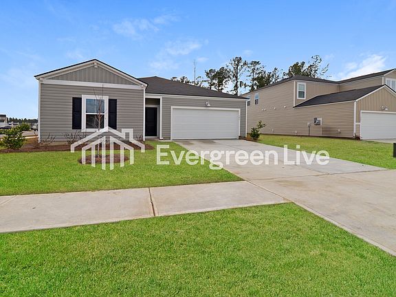 3rd image of 101 Crimson Ln
