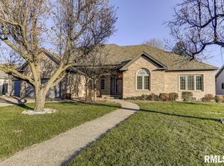 6408 Raintree Pl, Springfield, IL 62712