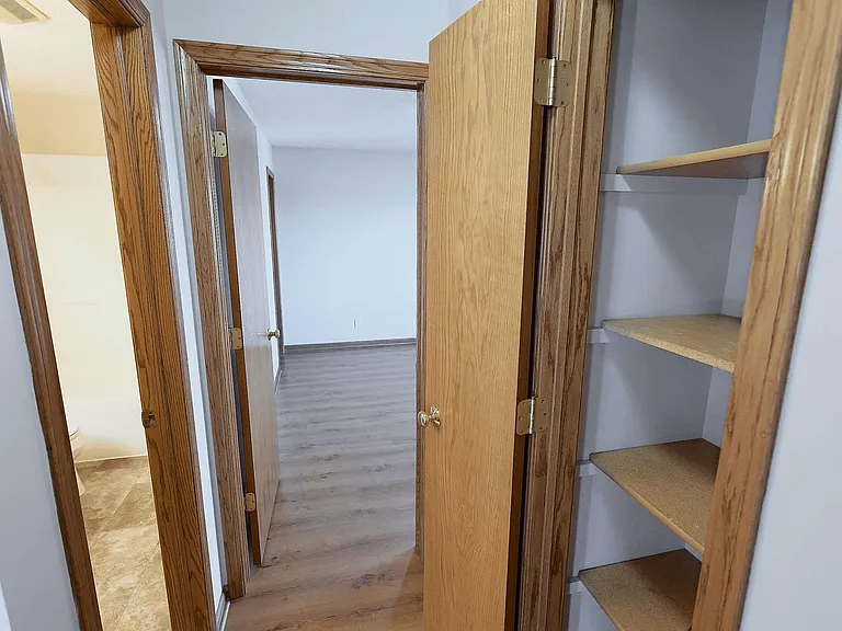 8604 Delphinium Ln — Photo 17
