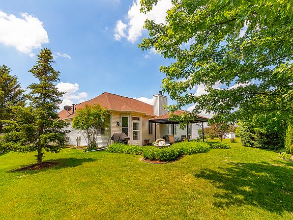 3rd image of 12134 Catalpa Ct