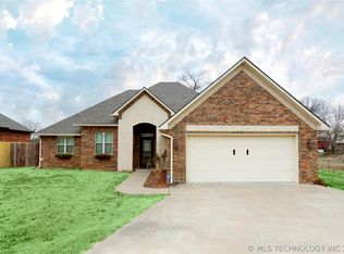 803 N 2nd St, McAlester, OK 74501