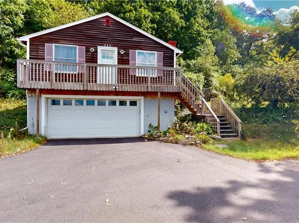 564 South County Trl, Exeter, RI 02822