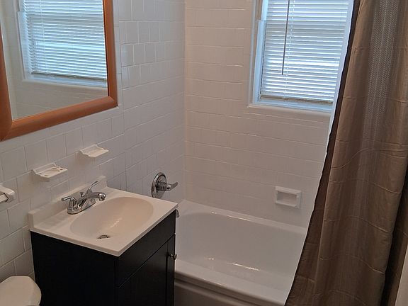 5th image of 2302 Grayson Ave