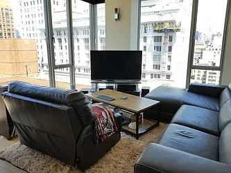 Rented by R New York