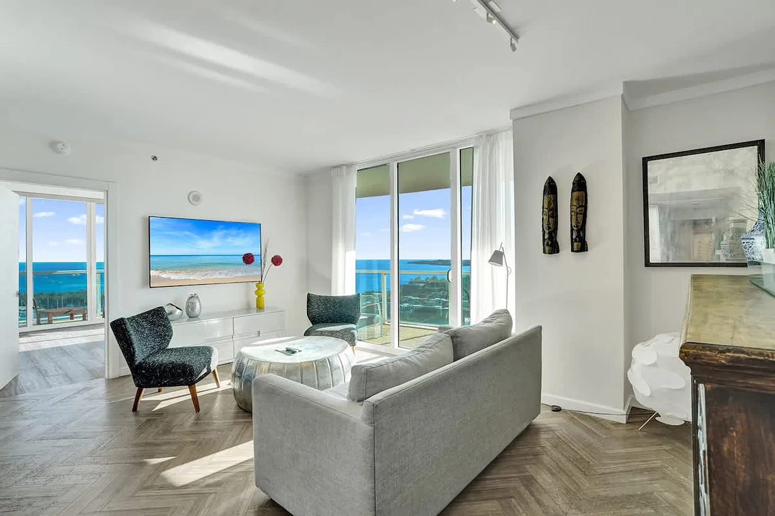 1 bed, 1.0 bath, 516 sqft, $10,878 — Photo 4