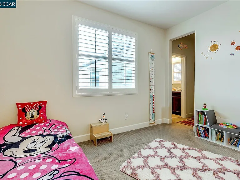 582 Mandevilla Dr — Photo 26