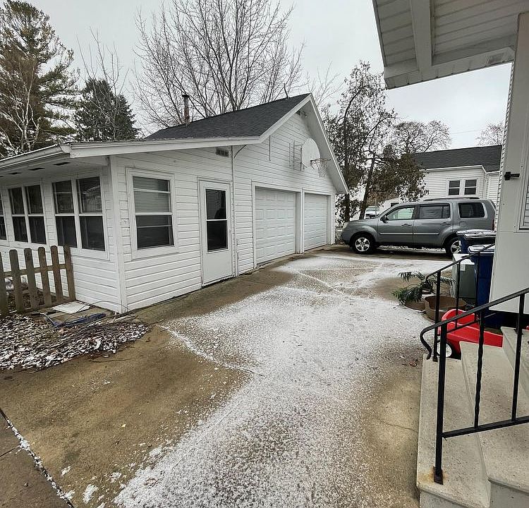 1st image of 29 Eveline St #29A