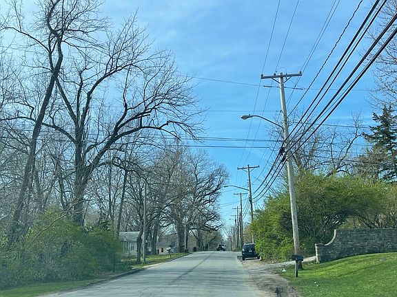 4th image of 2846 N 51st St