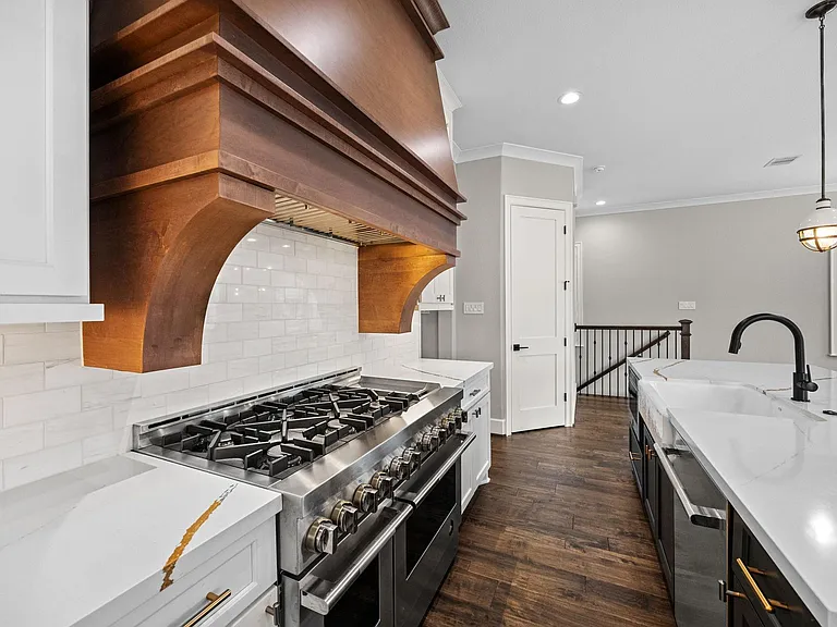 14008 Memorial Reserve Pl — Photo 27