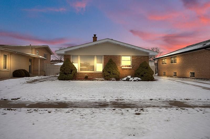 1st image of 10517 S Lawler Ave