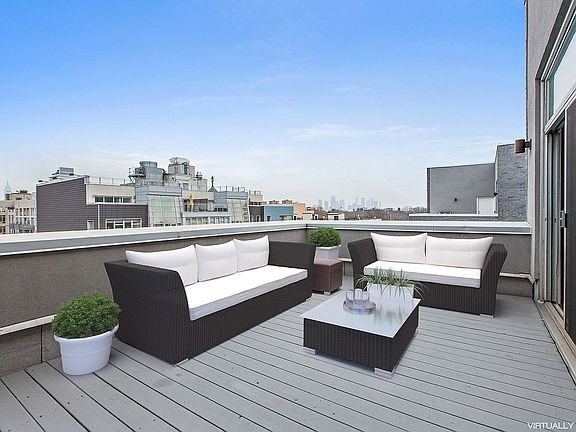 5th image of 15 Roebling St #Pha