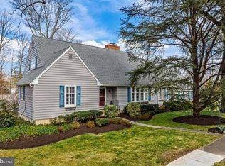 245 Nicholson Dr, Moorestown, NJ 08057