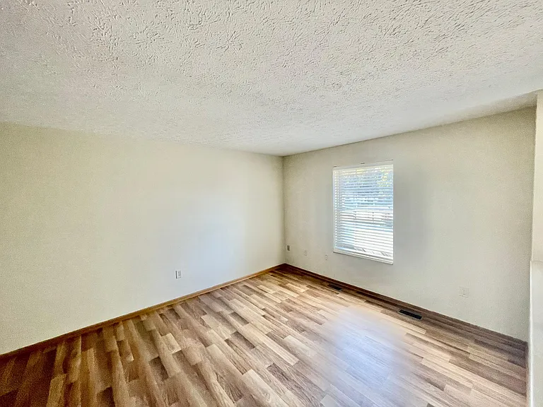 345 Water St — Photo 26