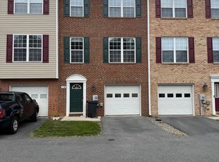 433 W Baltimore St APT D, Greencastle, PA 17225