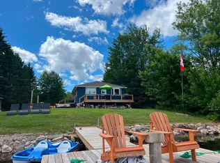 47 Mundts Bay Ln, North Algona Wilberforce, ON K0J1X0