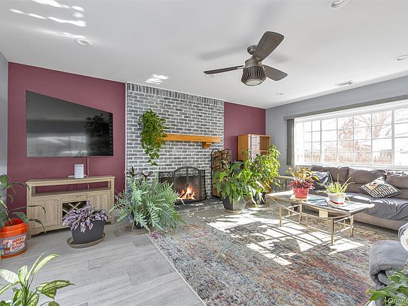 2nd image of 867 Preston Road