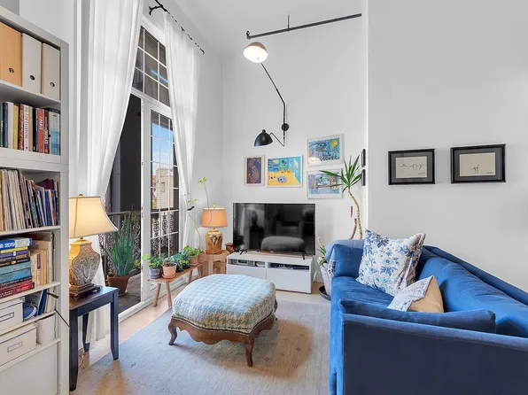 689 Myrtle Ave APT 3H, Brooklyn, NY 11205