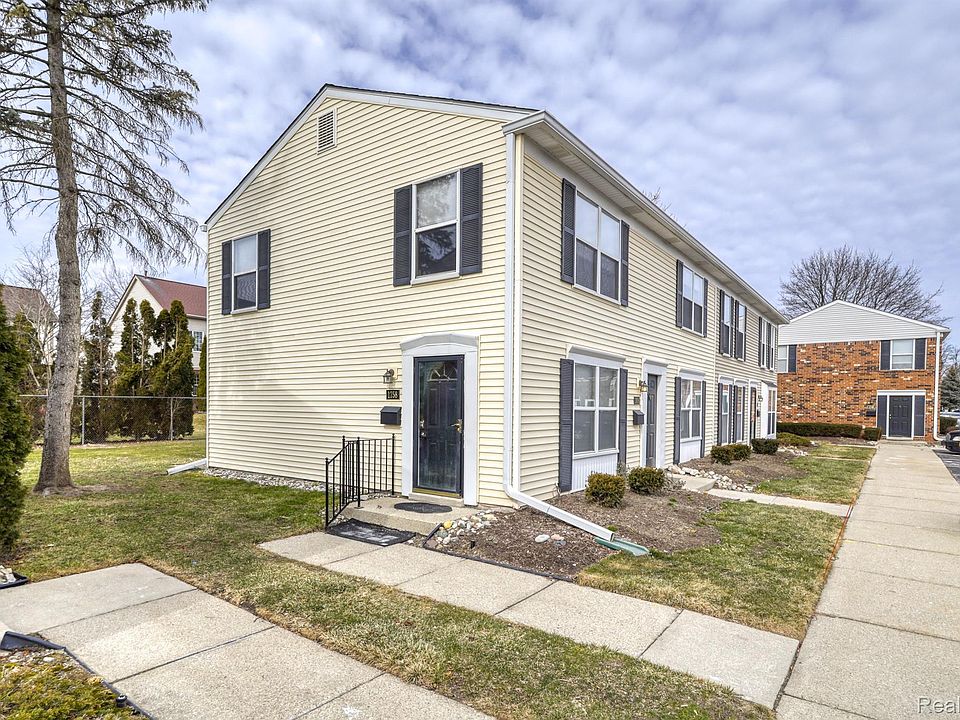 1st image of 1758 Orchard Dr
