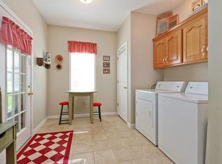 711 E Beth St, Lansing, KS 66043