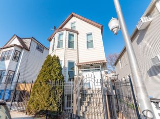 2724 W Prindiville St #1, Chicago, IL 60647