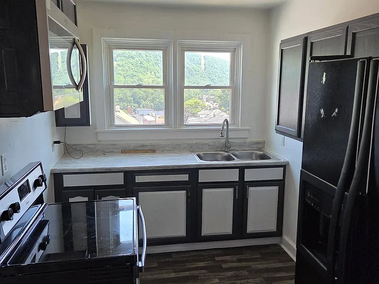400 Walnut St — Photo 10