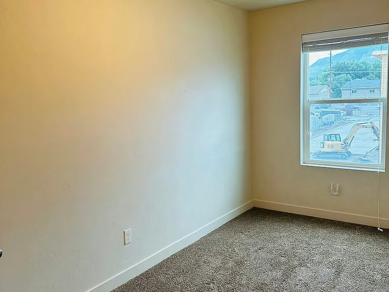 212 N 750th St E #216 — Photo 7