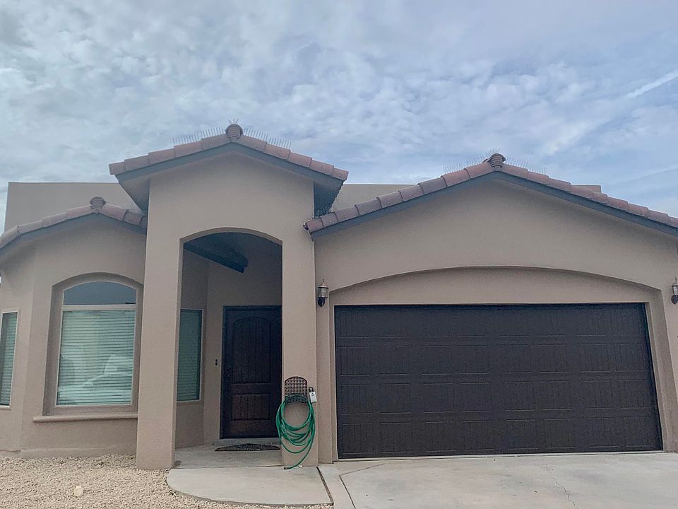1st image of 3825 Loma Cortez Dr