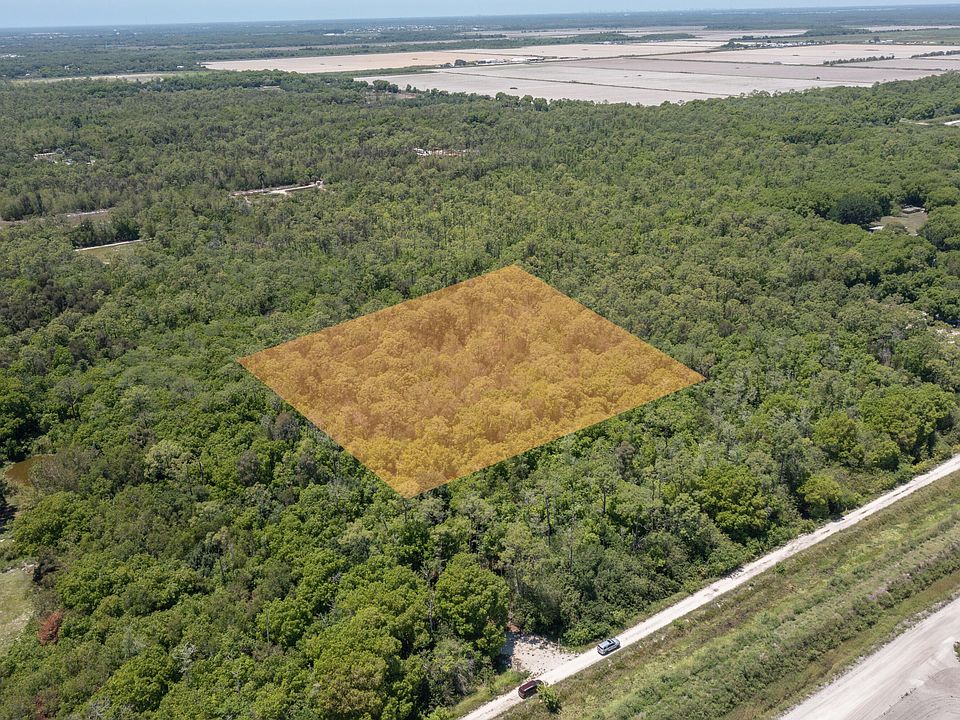 1st image of Lager Ln