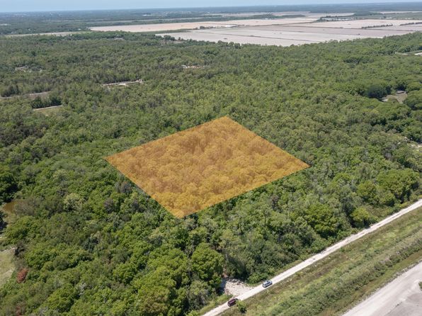 Lager Ln, Naples, FL 34114
