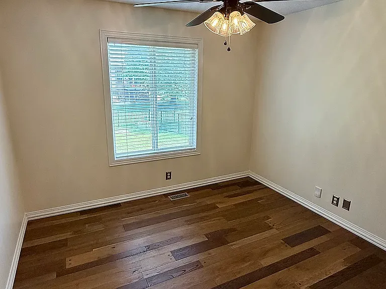 11308 E Tipperary St — Photo 15