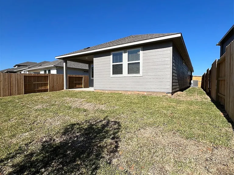 1709 Cayden Oak Ln — Photo 15