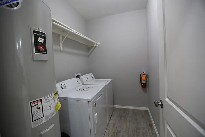 1404 W Heritage Dr #2 — Photo 12