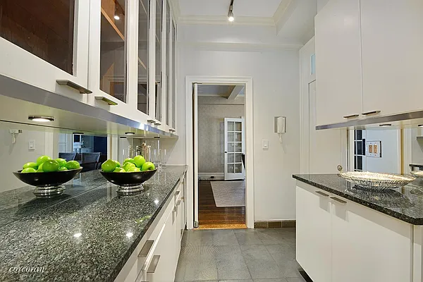 Sold by Corcoran | media 15