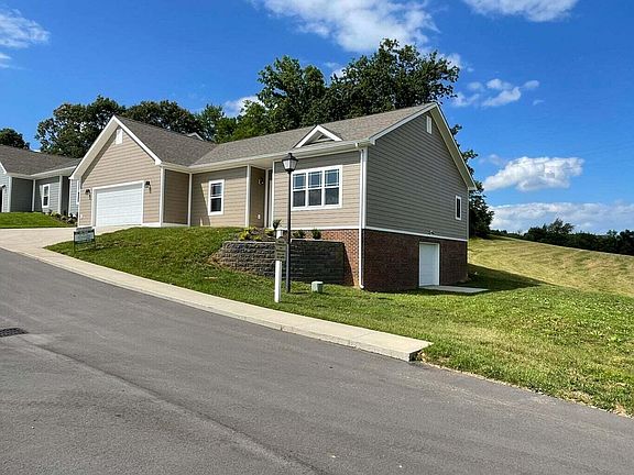 3rd image of 259 Radford Dr