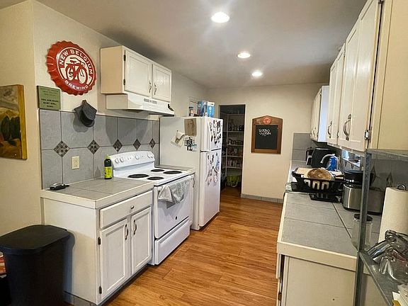 5th image of 1300 Ponderosa Dr