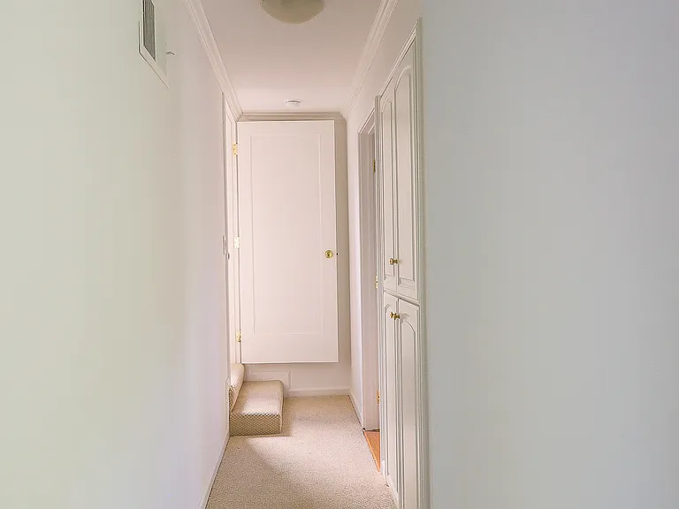 5555 Harbord Dr — Photo 40