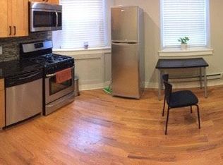 2023 Locust St #1R, Philadelphia, PA 19103