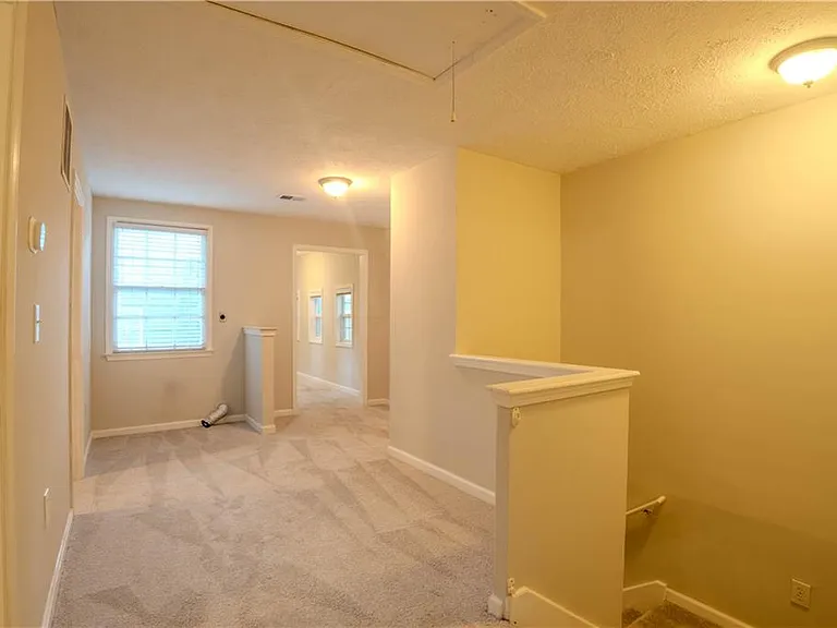 1053 Vista Trl NE — Photo 23