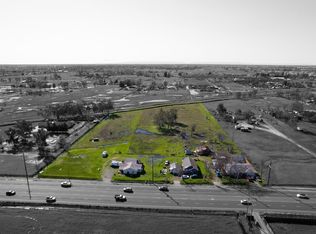 7800 Bradshaw Rd, Sacramento, CA 95829